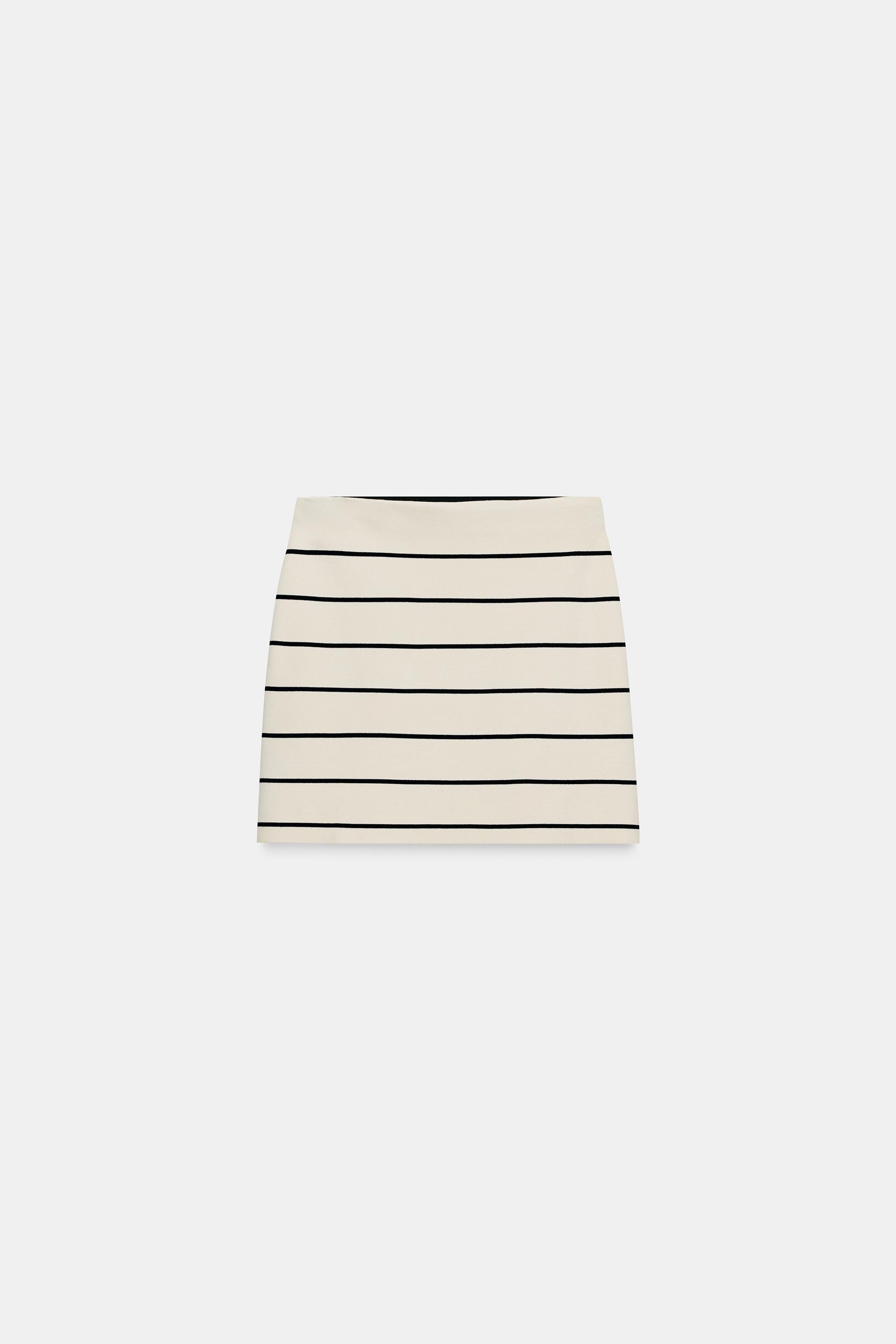 STRIPED KNIT MINI SKIRT